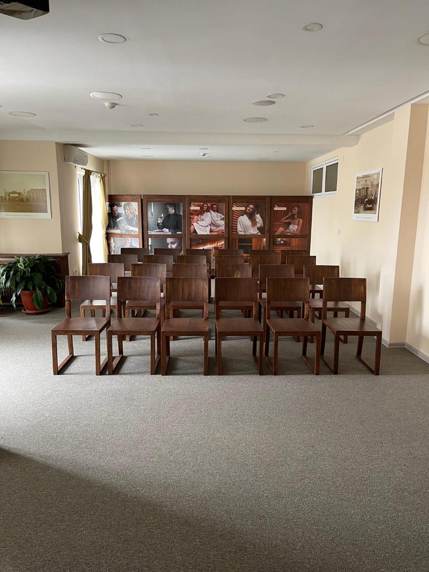 Garni Hotel Ema Kragujevac Ngoại thất bức ảnh