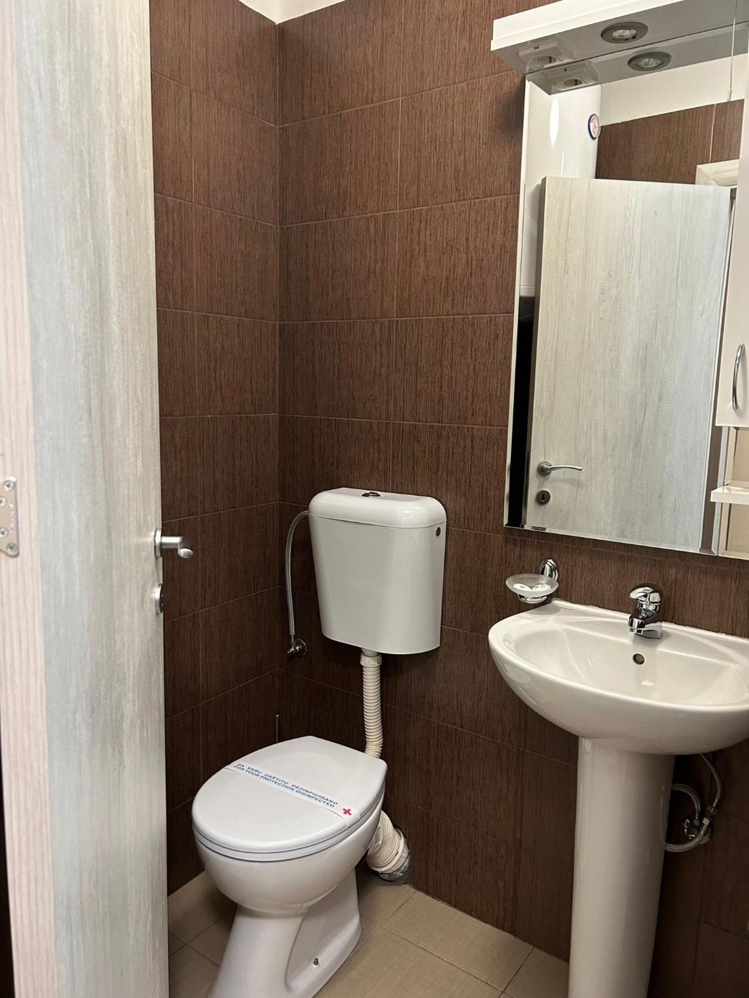 Garni Hotel Ema Kragujevac Ngoại thất bức ảnh