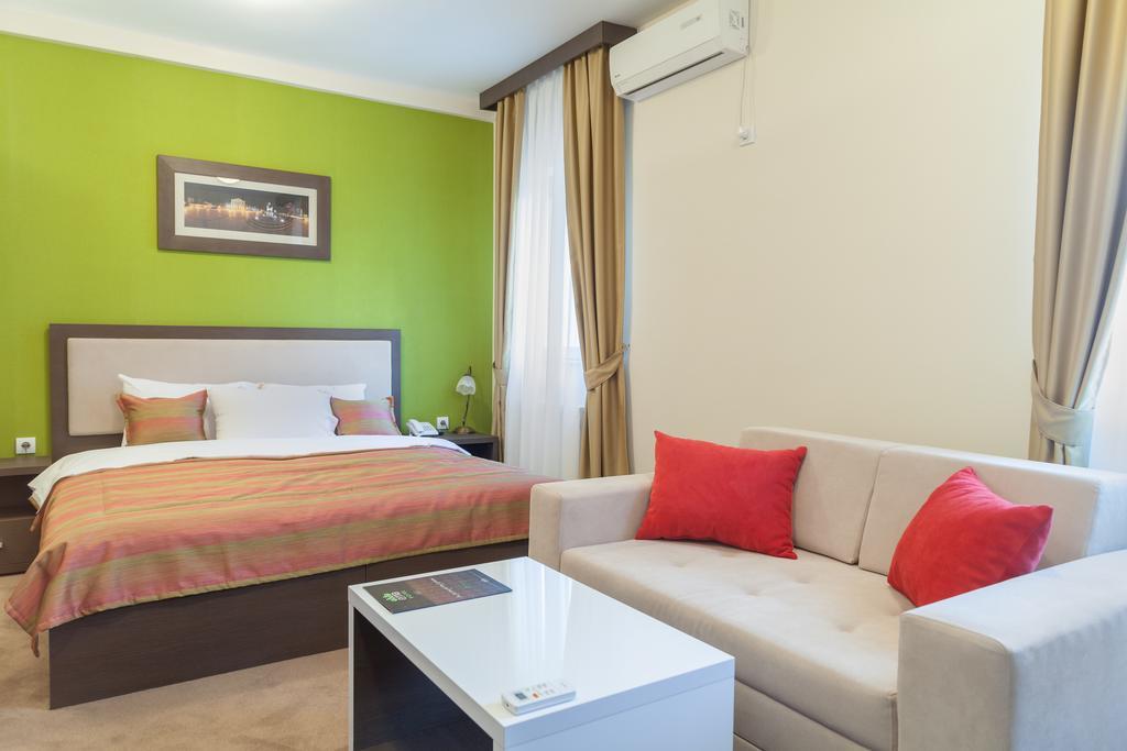 Garni Hotel Ema Kragujevac Phòng bức ảnh