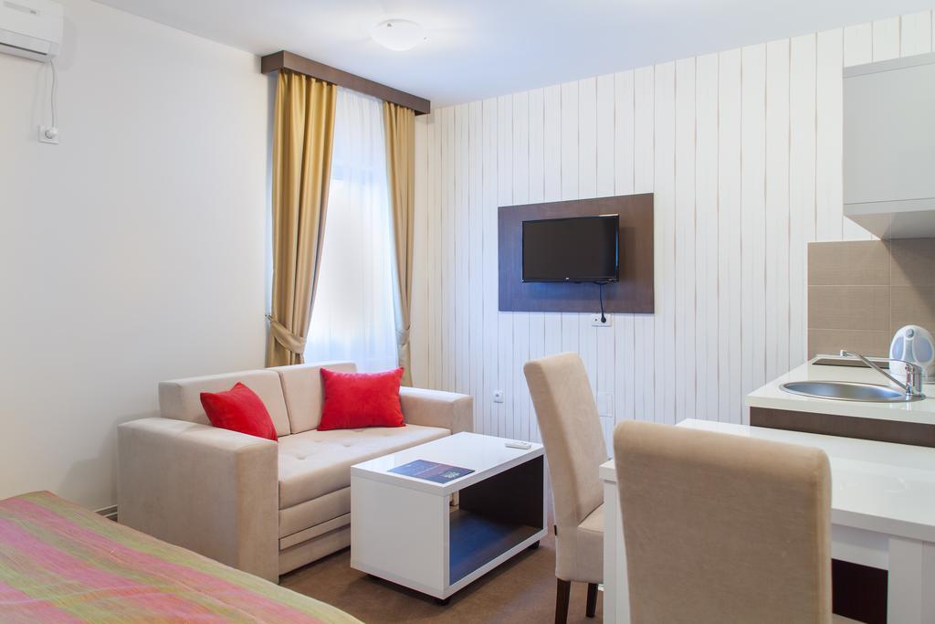 Garni Hotel Ema Kragujevac Phòng bức ảnh